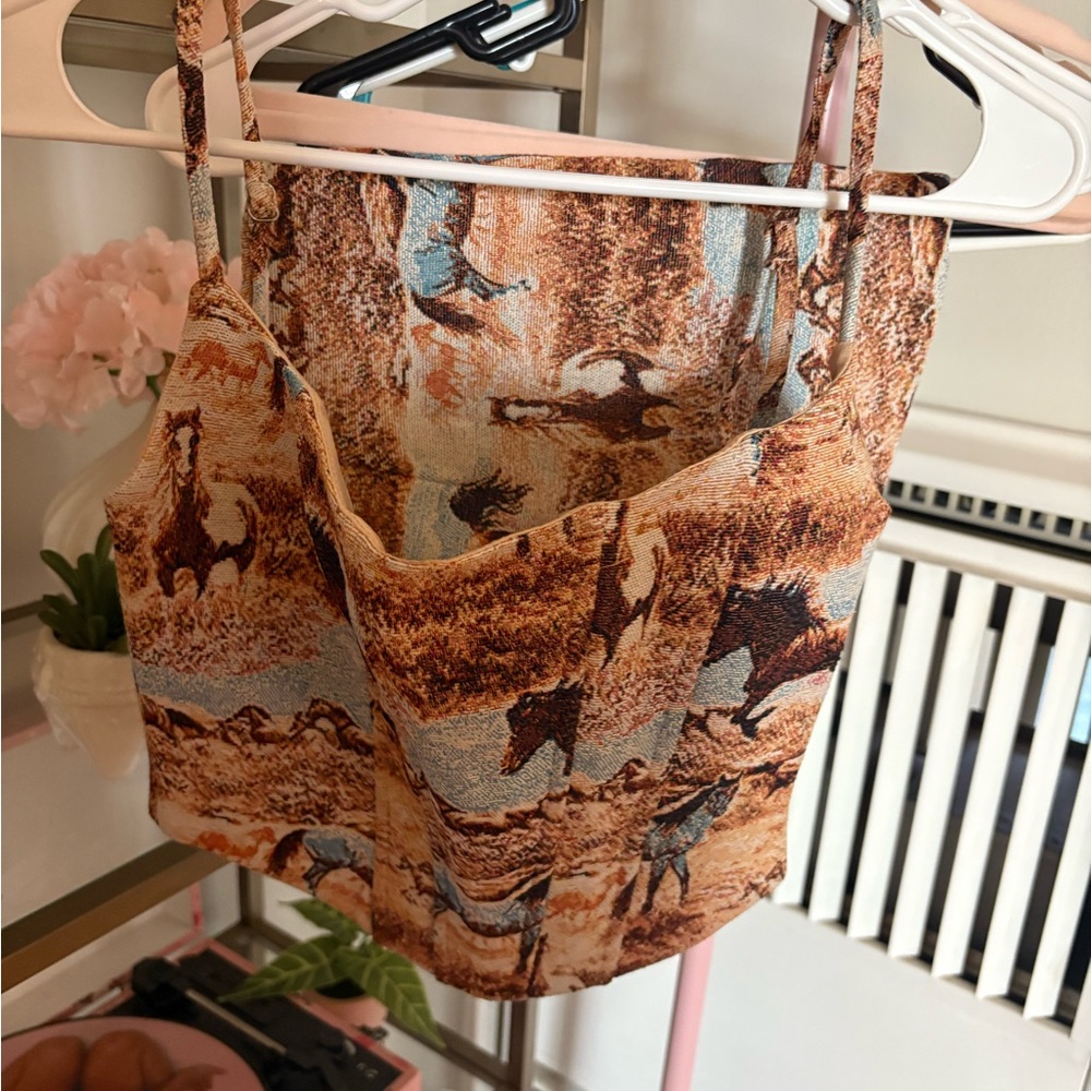 Women's Brown Horse-Print Crop Top